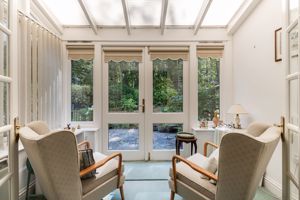 sun room- click for photo gallery